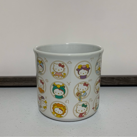 Silver Buffalo Sanrio Hello Kitty Zodiac Pearlescent Ceramic Camper Mug-20 Oz. - Picture 2 of 6